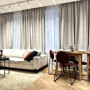 Apartament Odrzanska 17b - Self Check-in 20h, Wrocław